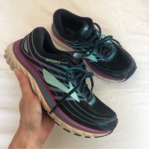 Brooks Glycerin 15 athletic shoes 9